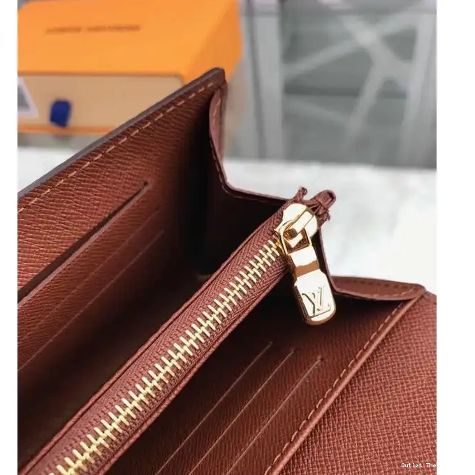 Affordable LV Bags 19T1L0505 0219