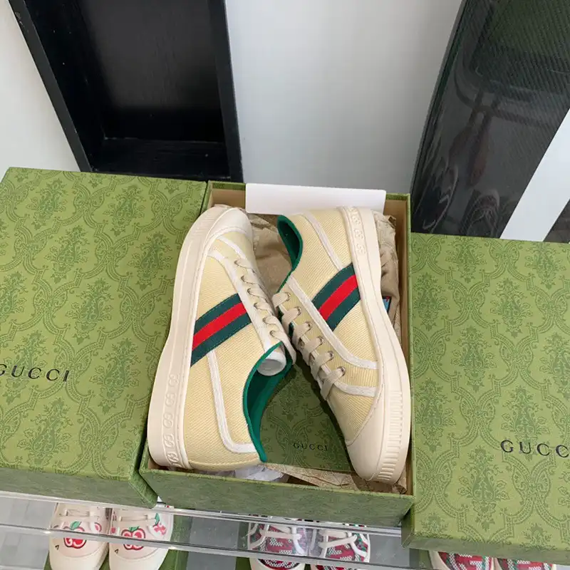 Affordable Gucci Shoes 2212PZ0103 0203